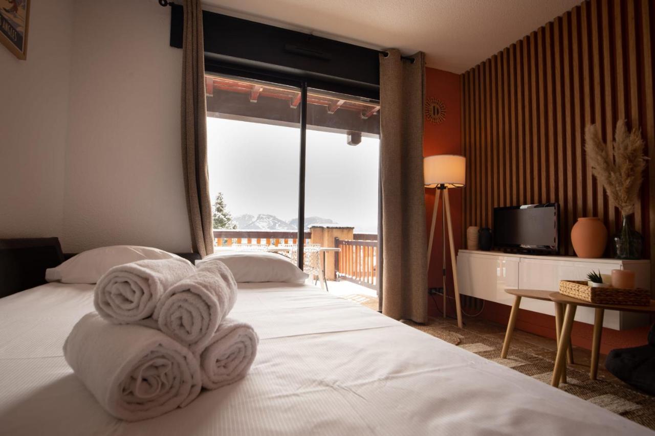 Le Ticou - Cosy Et Lumineux Avec Balcon Apartment Font-Romeu-Odeillo-Via Exterior photo